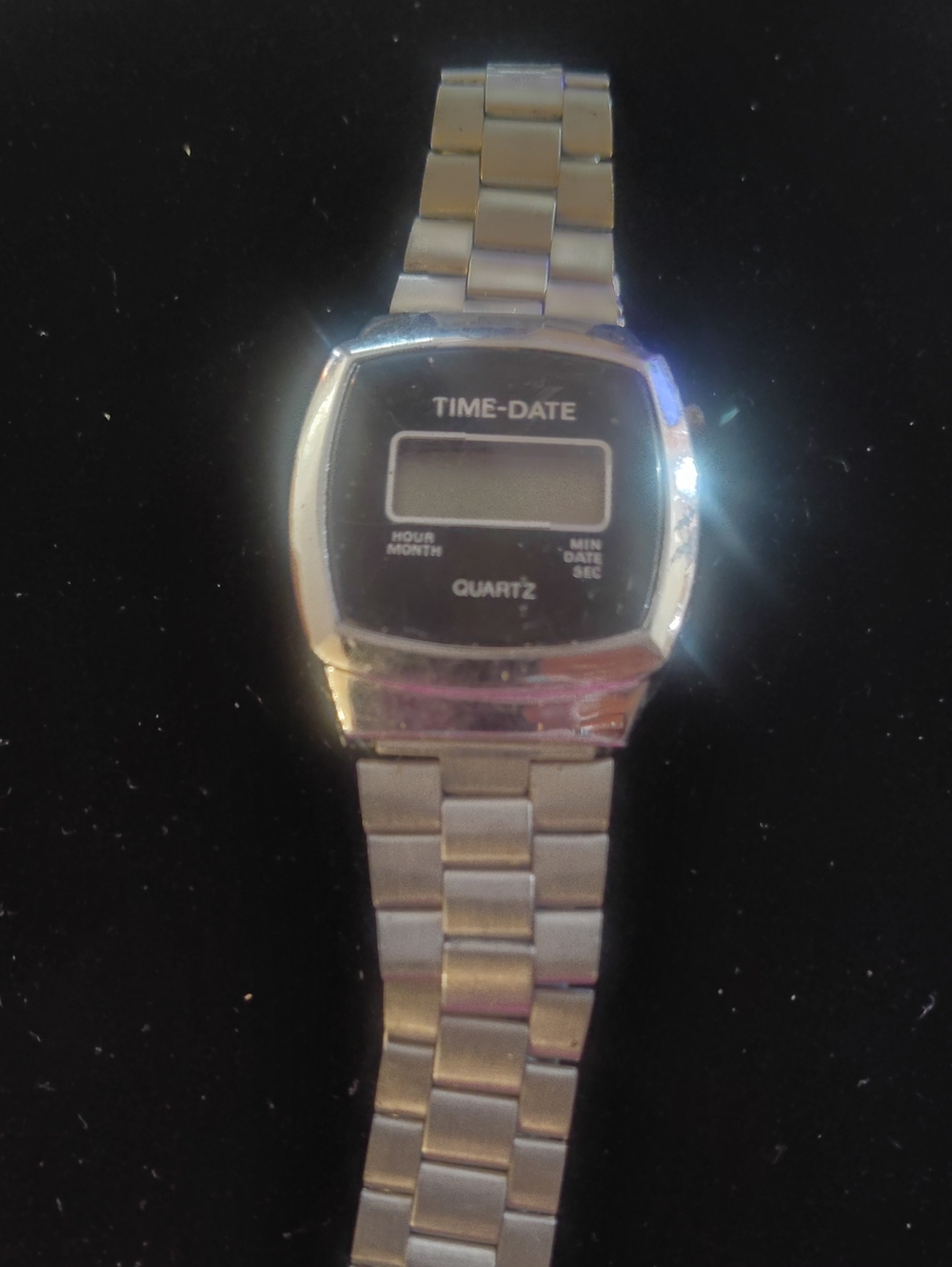 Digital Time-Date Quartz Watch in Silver
